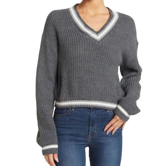 🆕 Cropped Sweater! ♥️ - Picture 5 of 5